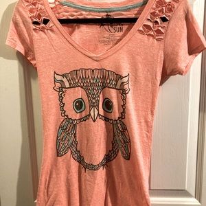 Owl print t shirt.